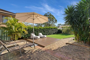 Gorgeous Outdoor Entertaining 2 Minute Walk to the Beach